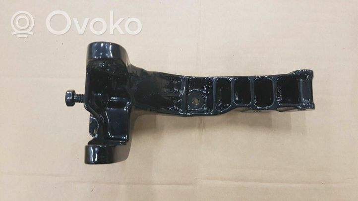 Volkswagen Caddy Generator/alternator bracket 068903145D