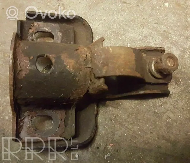 Volkswagen Scirocco Mocowanie stabilizatora osi przedniej 171411331