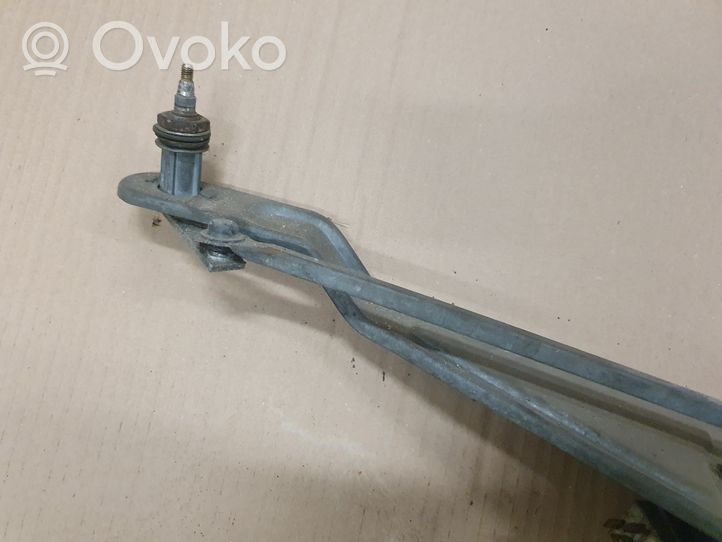 Volkswagen Jetta I Front wiper linkage 171955611