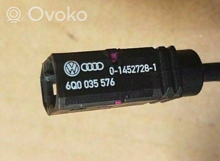 Audi A4 S4 B8 8K Radio antenna 6Q0035576