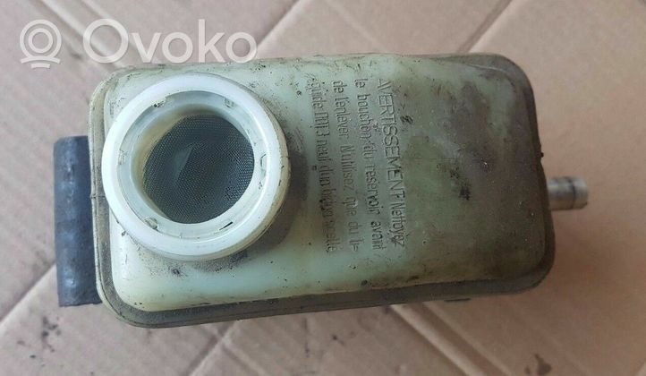 Volkswagen Golf I Master brake cylinder 171611307