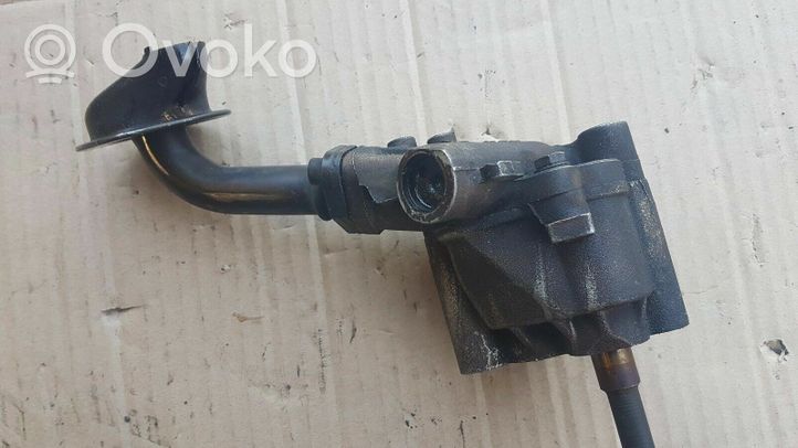 Volkswagen Golf II Oil pump 026115153