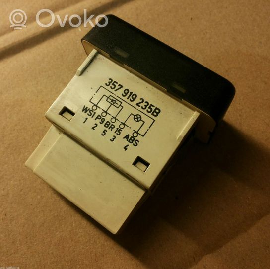 Volkswagen PASSAT B3 ABS relay 357919235B