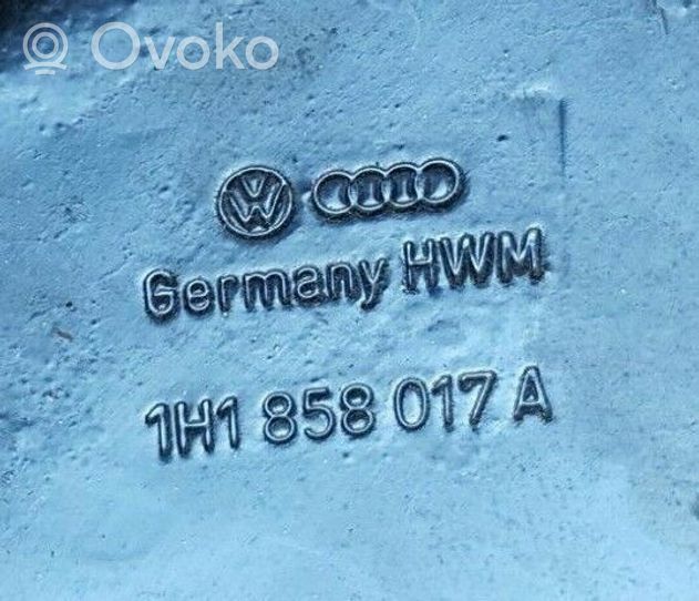 Volkswagen Golf III Muu moottorin osa 1H1858017A