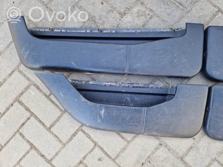 Volkswagen PASSAT B3 Boczki / Poszycie drzwi przednich 357867133