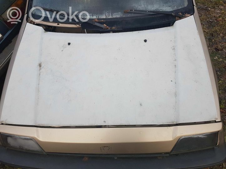 Honda Civic III Konepelti BONNET