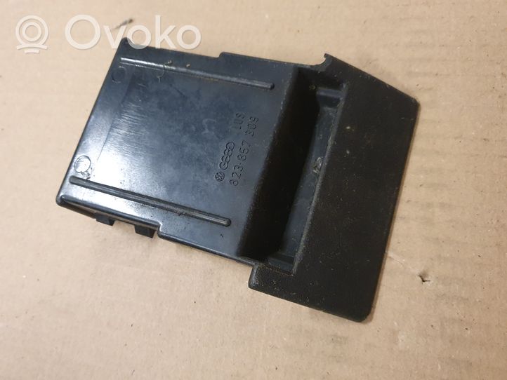 Volkswagen PASSAT Peleninė panelėje 823857309