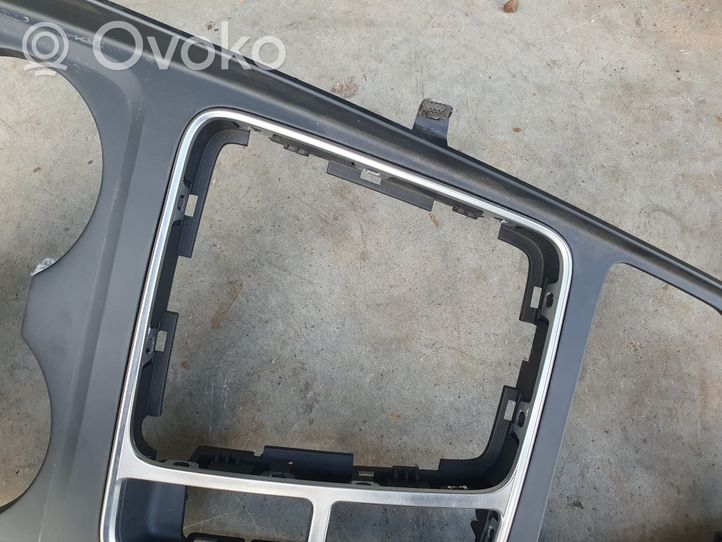 Audi A4 S4 B9 Rivestimento della console di illuminazione installata sul rivestimento del tetto 8W1864241