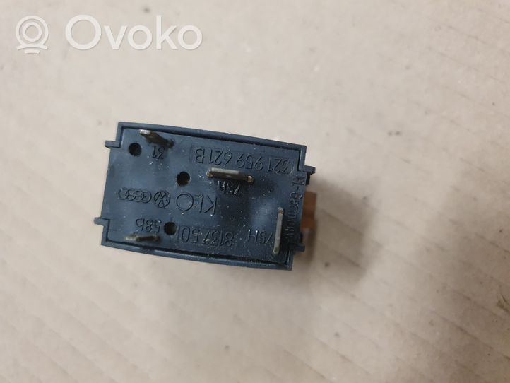 Volkswagen Golf I Windscreen/window heater switch 321959621B