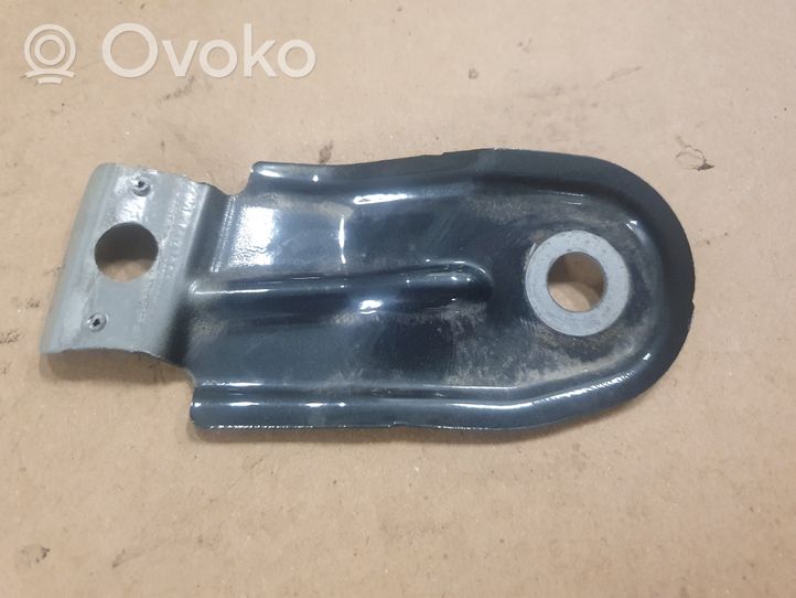 Audi A5 Supporto di montaggio del parafango 8W6821467