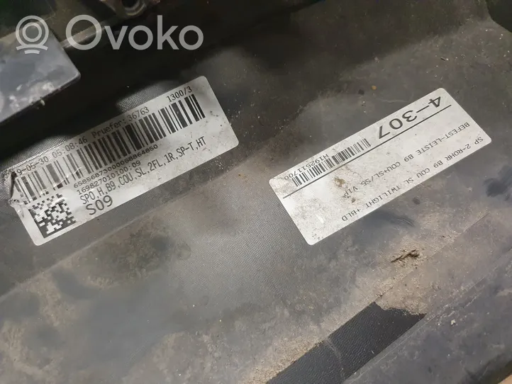 Audi A5 Moulure inférieure de pare-chocs arrière 8W6807521C