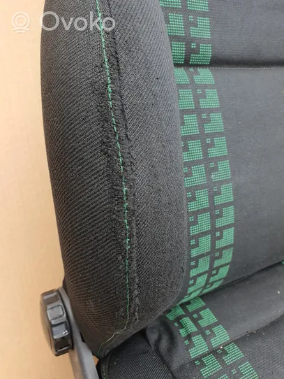 Volkswagen Golf III Sėdynių komplektas RECARO