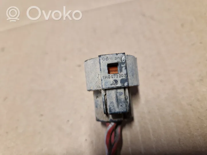 Volkswagen Golf III Other relay 1H0973203