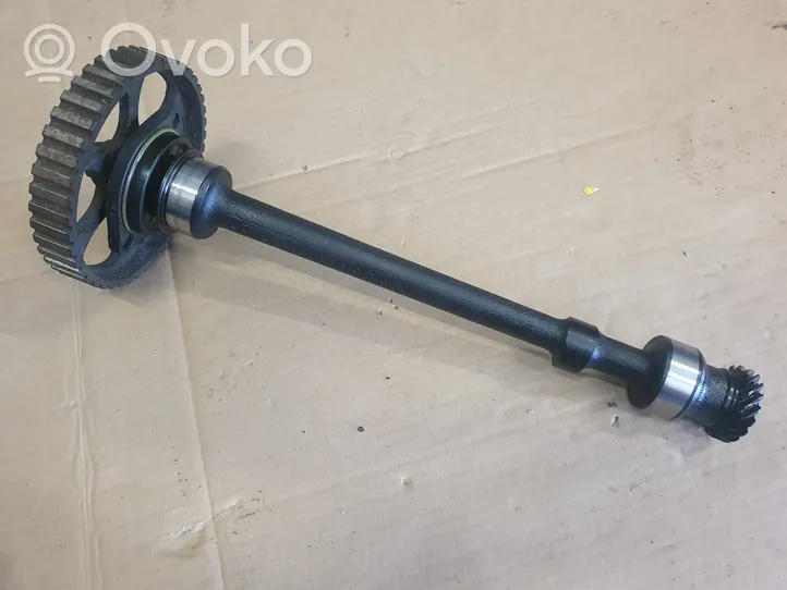 Volkswagen PASSAT B3 Arbre d'équilibrage pompe à huile 056115019B