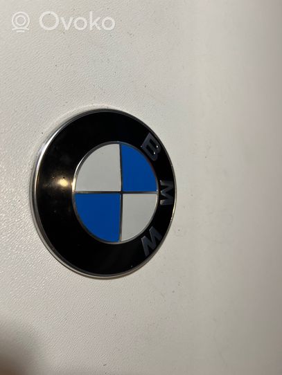 BMW 3 F30 F35 F31 Logo, emblème, badge 7288752