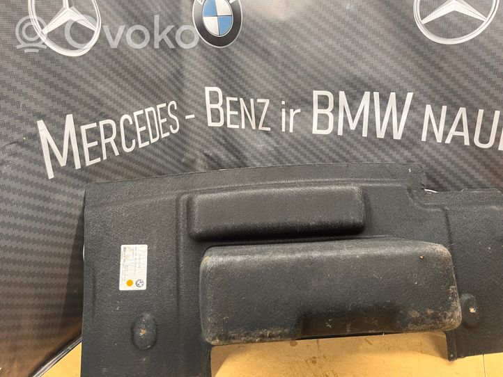 BMW 7 F01 F02 F03 F04 Rivestimento pannello inferiore del bagagliaio/baule 13648811