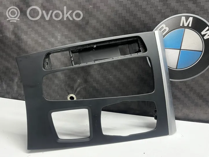 BMW X5 F15 Rivestimento in plastica cornice della leva del cambio 9252115