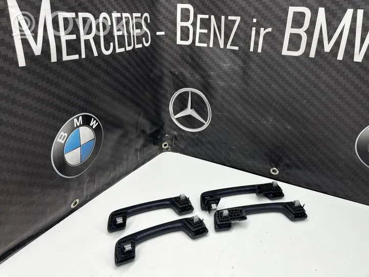 BMW X5 F15 Un set di maniglie per il soffitto 