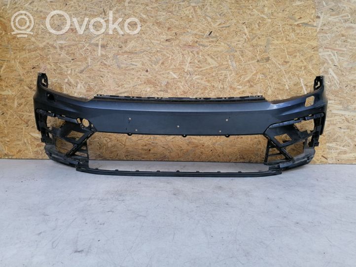 Volkswagen Tiguan Allspace Front bumper 5NN807221A