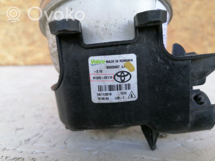 Toyota Yaris Передняя противотуманная фара 8122002110