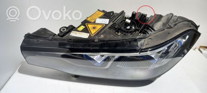 BMW X7 G07 Lampa przednia 9481801