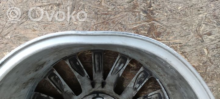 Volkswagen Jetta VI R17 alloy rim 5C0601025