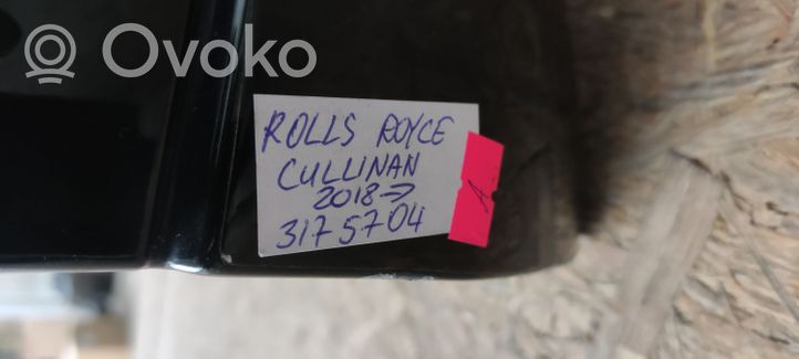 Rolls-Royce Cullinan Zderzak przedni 