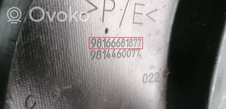 Peugeot 5008 II Zderzak tylny 98166681877