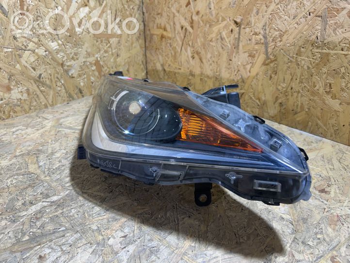 Toyota Aygo AB40 Lampa przednia 811300H131