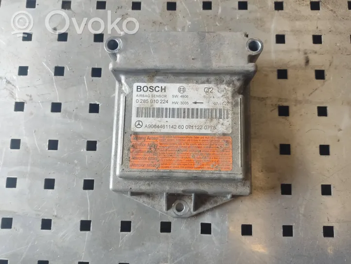 Mercedes-Benz Sprinter W901 W902 W903 W904 Module de contrôle airbag 0285010224