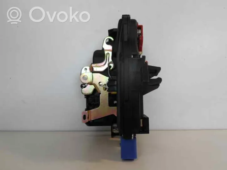 Volkswagen Jetta V Etuoven lukko 3D1837016A