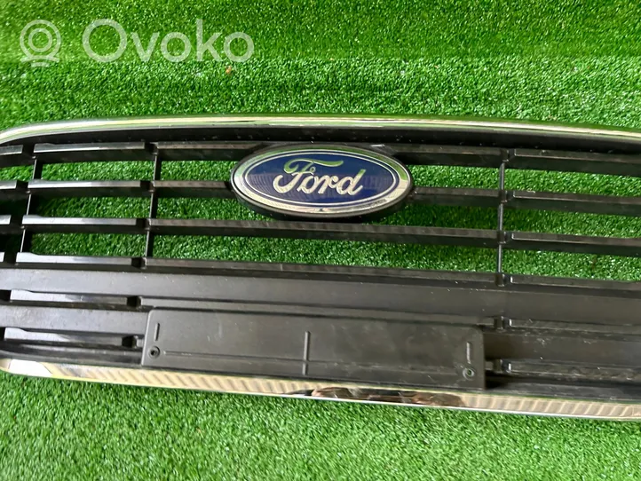 Ford Focus Grille de calandre avant 