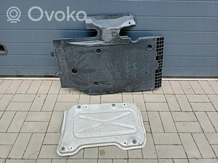 Audi Q3 8U Engine splash shield/under tray 