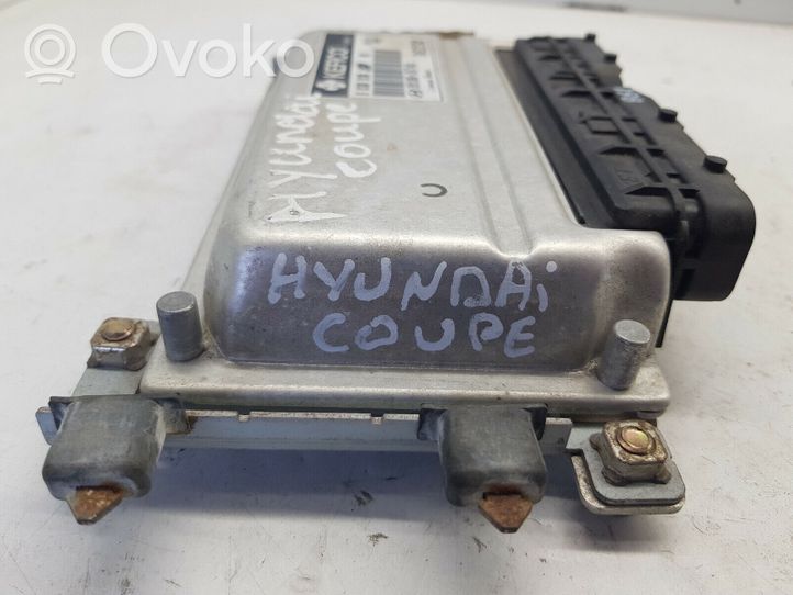 Hyundai Coupe Calculateur moteur ECU 9030930198F