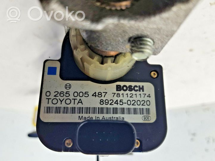Toyota Avensis T250 Vairo rato ašis 8924502020