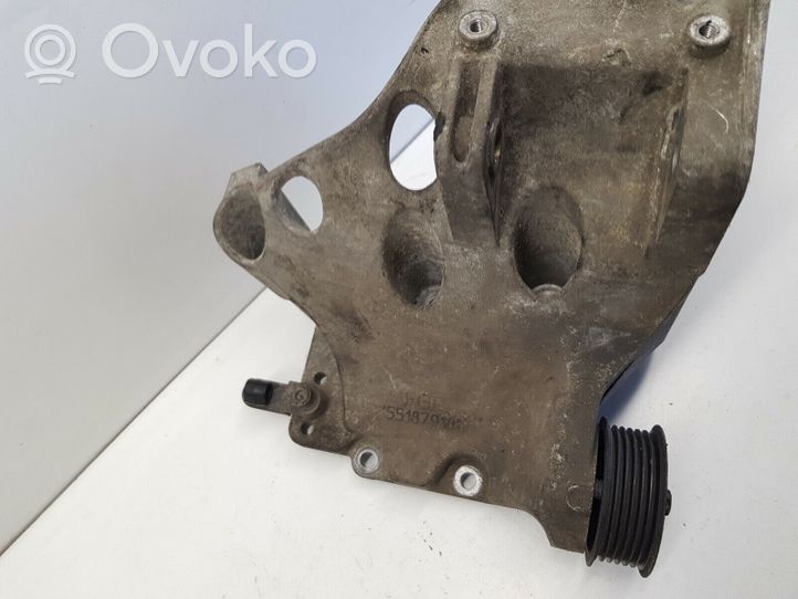 Opel Astra H Support pompe injection à carburant 55187918