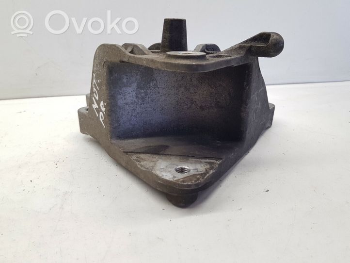 Opel Astra J Supporto di montaggio scatola del cambio 13248663