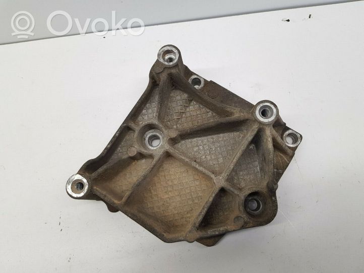 Citroen C4 I Uchwyt / Mocowanie sprężarki klimatyzacji 9657137480