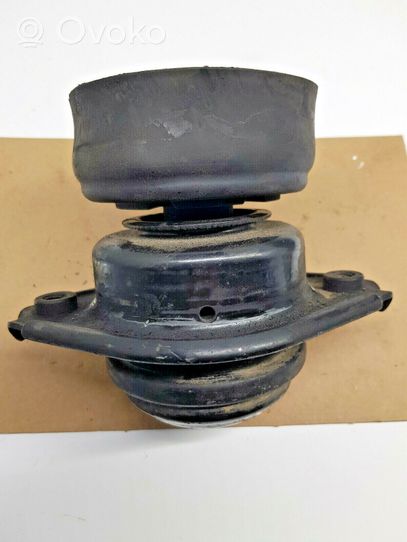 Mercedes-Benz ML W164 Supporto di montaggio del motore A2512403117