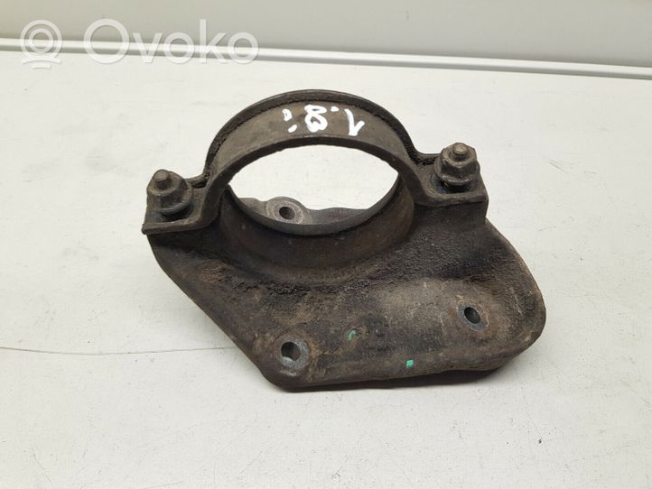 Ford Focus Wspornik / Mocowanie łożyska podpory wału napędowego XS4W3K305AA