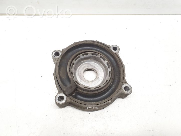 Volkswagen Touareg I Front coil spring rubber mount 