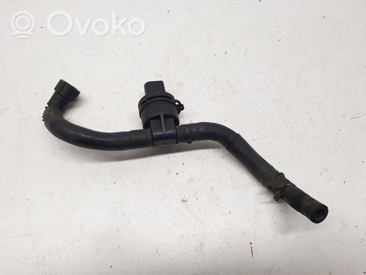 Volkswagen Touareg I Capteur de température du carburant 038906081B