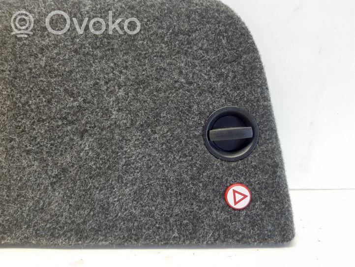 Volkswagen Tiguan Dolny panel schowka koła zapasowego 1J0867468