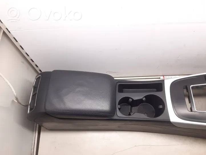 Audi A5 8T 8F Center console 8K0864981F