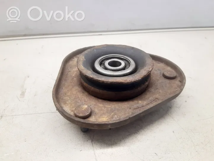 Toyota Avensis T250 Support de jambe de force supérieur avant 