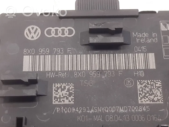 Audi A1 Oven ohjainlaite/moduuli 8X0959793F