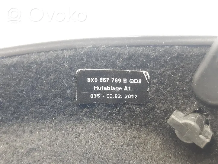 Audi A1 Grilles/couvercle de haut-parleur arrière 8X0867769B