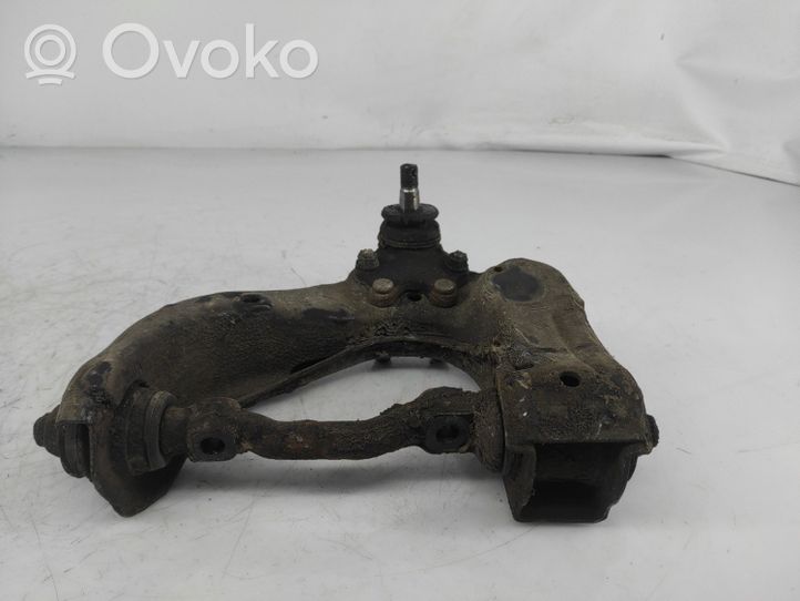 Toyota Hiace (H50, H60, H70) Triangle bras de suspension supérieur arrière 