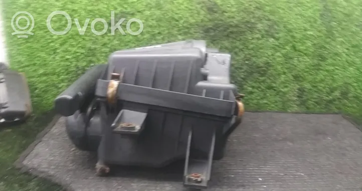 Suzuki Grand Vitara I Boîtier de filtre à air 