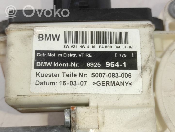 BMW X3 E83 Meccanismo di sollevamento del finestrino anteriore senza motorino 